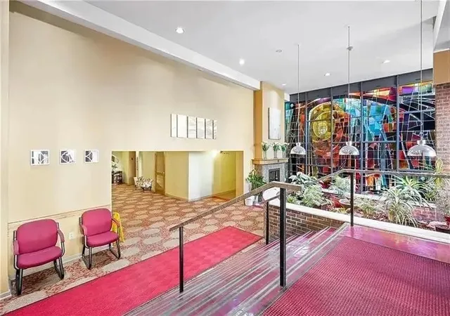 Photo 3 of Condo for sale at 5 Bayard Rd #910, Shadyside, PA 15213 | MLS# 1769748 | Listing updated on 2026-09-08