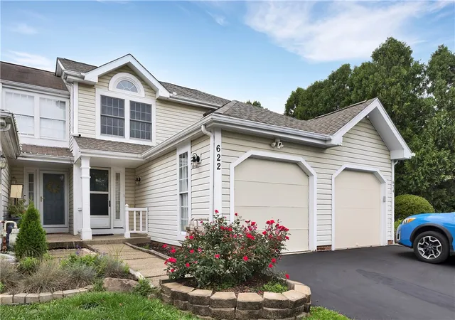 Photo 1 of Sale Pending at 622 Sarah Ct, Cranberry Twp, PA 16066 | MLS# 1769682 | Listing updated on 2026-09-14