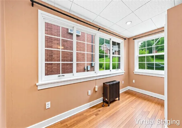 Photo 3 of Single family home for sale at 40 Sceneridge Ave, Brentwood, PA 15227 | MLS# 1769776 | Listing updated on 2026-09-03