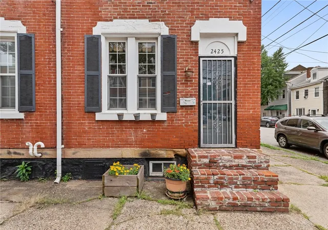 Photo 2 of Single family home for sale at 2425 Jane St, South Side, PA 15203 | MLS# 1769766 | Listing updated on 2026-09-06