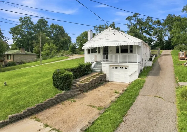Photo 1 of Single family home for sale at 3129 Churchview, Baldwin Boro, PA 15227 | MLS# 1769807 | Listing updated on 2026-09-11