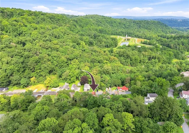 Photo 3 of Single family home for sale at 1798 Soap Holw Rd, Conemaugh Twp, PA 15905 | MLS# 1769768 | Listing updated on 2026-09-08