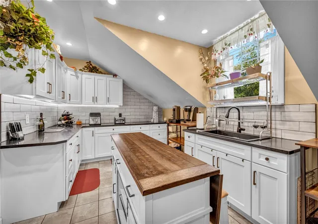Photo 1 of Single family home for sale at 159 Murdocksville Rd, Hanover Twp, PA 15026 | MLS# 1769643 | Listing updated on 2026-09-06