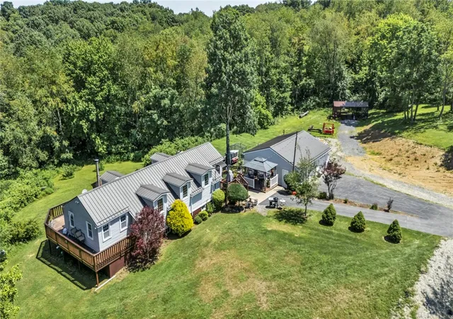 Photo 3 of Single family home for sale at 159 Murdocksville Rd, Hanover Twp, PA 15026 | MLS# 1769643 | Listing updated on 2026-10-05