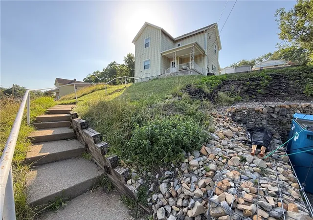 Photo 3 of Single family home for sale at 6729 Leechburg Rd, Penn Hills, PA 15147 | MLS# 1769189 | Listing updated on 2026-09-03