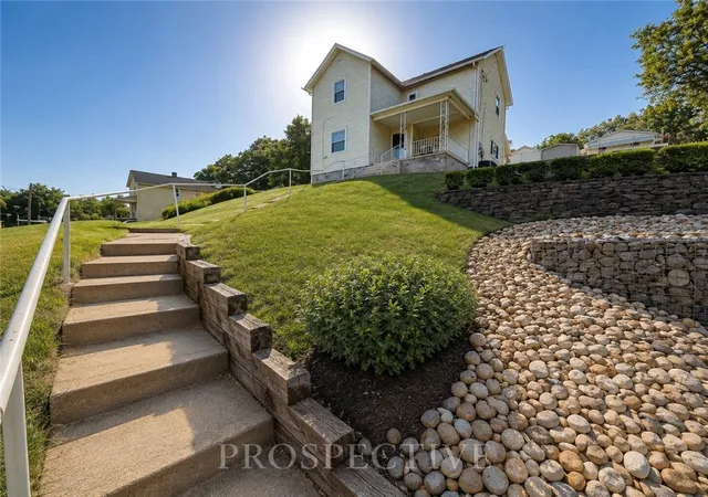 Photo 3 of Single family home for sale at 6729 Leechburg Rd, Penn Hills, PA 15147 | MLS# 1769189 | Listing updated on 2026-09-03