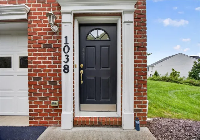 Photo 3 of Townhouse for sale at 1038 Woodlawn Dr, North Strabane, PA 15317 | MLS# 1769759 | Listing updated on 2026-10-06