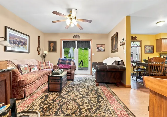 Photo 4 of Single family home for sale at 2982 Valley Rd, Jefferson Twp, PA 16137 | MLS# 1769753 | Listing updated on 2026-09-14