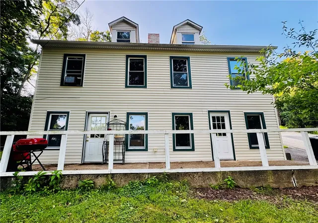 Photo 2 of Multi family home for sale at 197 199 E Bellevue Ave, Ross Twp, PA 15202 | MLS# 1769846 | Listing updated on 2026-09-12