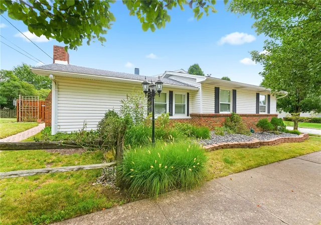 Photo 3 of Sale Pending at 503 Braden St, Waynsbrg/frankln Twp, PA 15370 | MLS# 1769853 | Listing updated on 2026-09-10