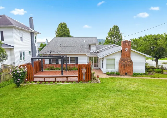 Photo 3 of Sale Pending at 503 Braden St, Waynsbrg/frankln Twp, PA 15370 | MLS# 1769853 | Listing updated on 2026-09-10