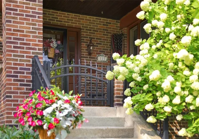 Photo 2 of Single family home for sale at 115 W Brentridge Ave, Brentwood, PA 15227 | MLS# 1769770 | Listing updated on 2026-09-12