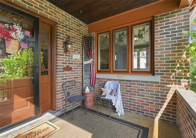 Photo 3 of Single family home for sale at 115 W Brentridge Ave, Brentwood, PA 15227 | MLS# 1769770 | Listing updated on 2026-09-12