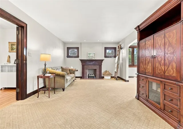 Photo 4 of Single family home for sale at 115 W Brentridge Ave, Brentwood, PA 15227 | MLS# 1769770 | Listing updated on 2026-09-12