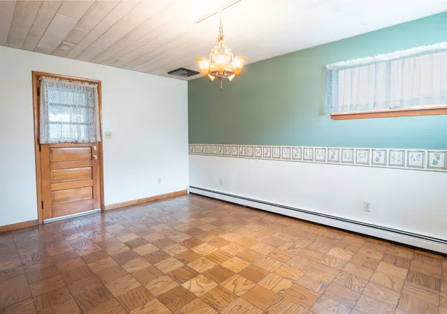 Photo 2 of Single family home for sale at 880 E Hill Dr, New Kensington, PA 15068 | MLS# 1769881 | Listing updated on 2026-09-13