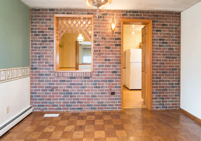 Photo 4 of Single family home for sale at 880 E Hill Dr, New Kensington, PA 15068 | MLS# 1769881 | Listing updated on 2026-09-28