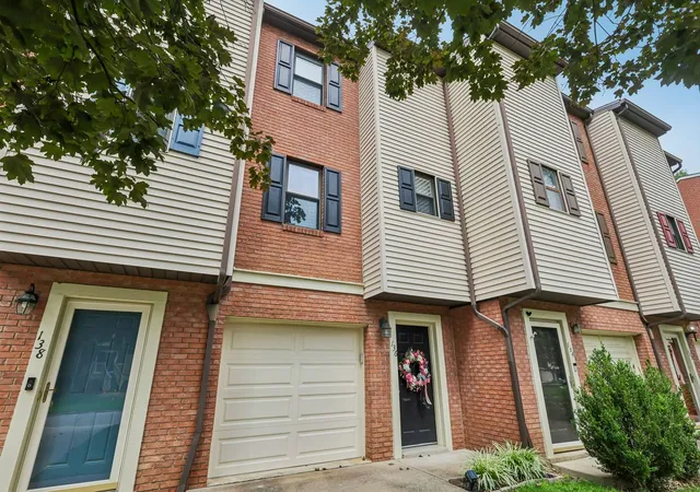 Photo 31 of Townhouse for sale at 136 Mosside Loop, Seven Fields Boro, PA 16046 | MLS# 1769883 | Listing updated on 2026-09-06
