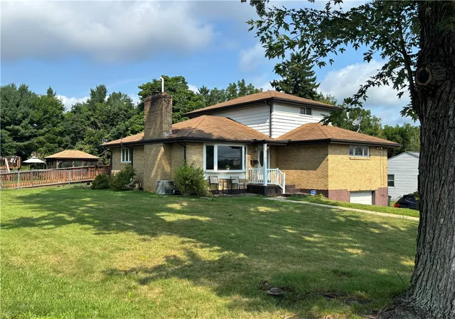 Photo 2 of Single family home for sale at 114 Carson St, Monroeville, PA 15146 | MLS# 1769802 | Listing updated on 2026-09-02