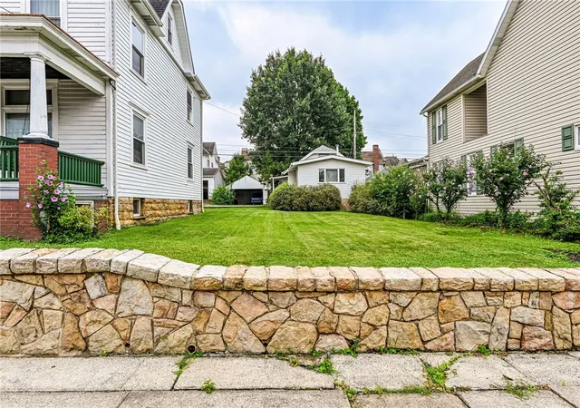 Photo 3 of Single family home for sale at 623 Brinker Ave, Latrobe, PA 15650 | MLS# 1769869 | Listing updated on 2026-09-12