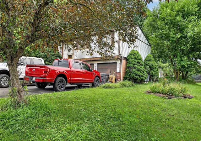 Photo 2 of Sale Pending at 575 Apollo Dr, Freedom, PA 15042 | MLS# 1769723 | Listing updated on 2026-09-14