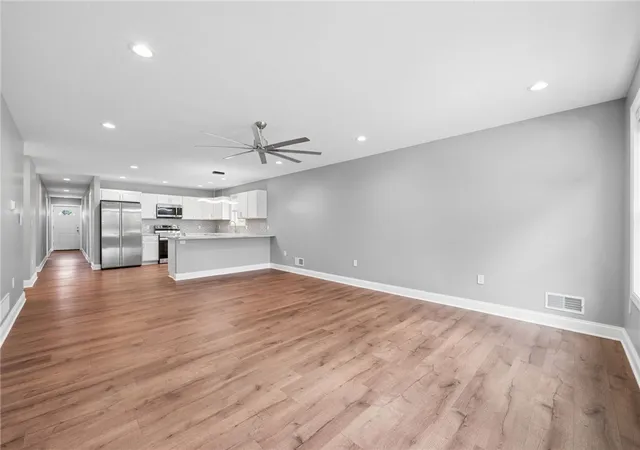 Photo 3 of Single family home for sale at 529 Weston Way, Elliott, PA 15220 | MLS# 1769916 | Listing updated on 2026-10-18