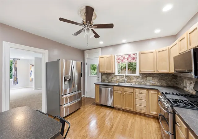 Photo 3 of Single family home for sale at 220 Walters Ave, Reserve, PA 15209 | MLS# 1769857 | Listing updated on 2026-09-11