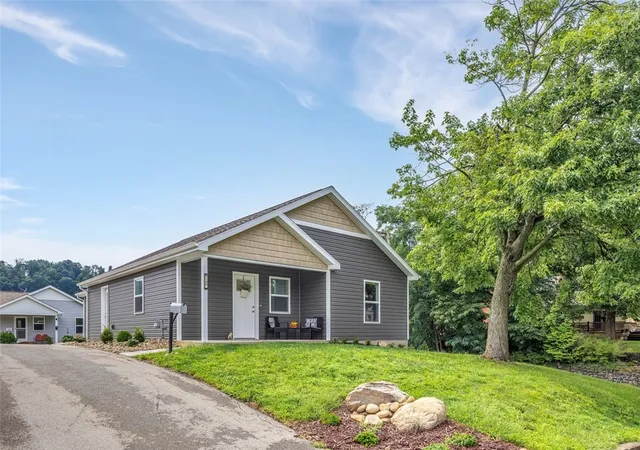 Photo 2 of Sale Pending at 1100 8th Avenue, New Brighton, PA 15066 | MLS# 1769831 | Listing updated on 2026-09-18