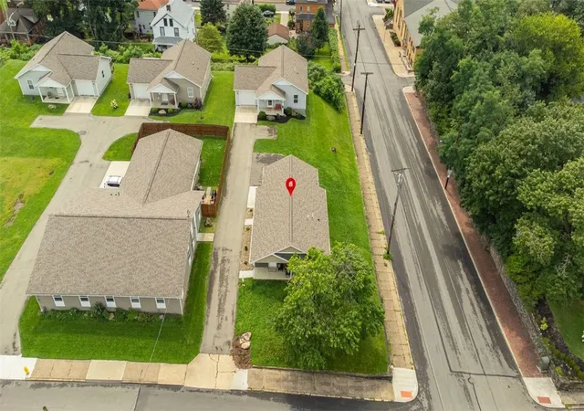 Photo 3 of Sale Pending at 1100 8th Avenue, New Brighton, PA 15066 | MLS# 1769831 | Listing updated on 2026-09-18