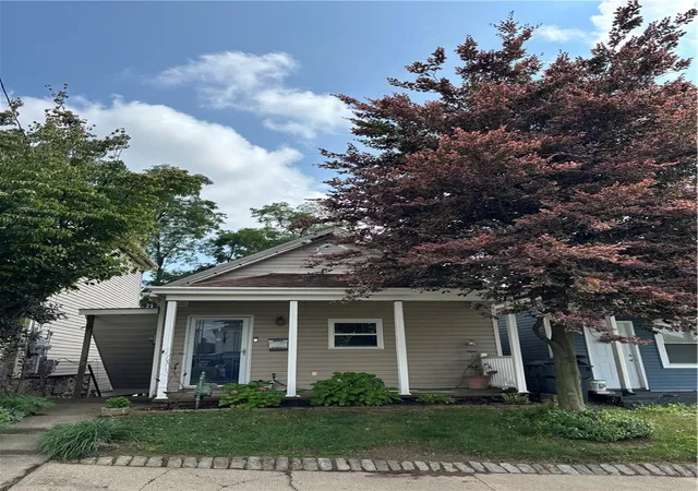 Photo 1 of Single family home for sale at 533 Finley Ave, Scott Twp, PA 15106 | MLS# 1769977 | Listing updated on 2026-09-13