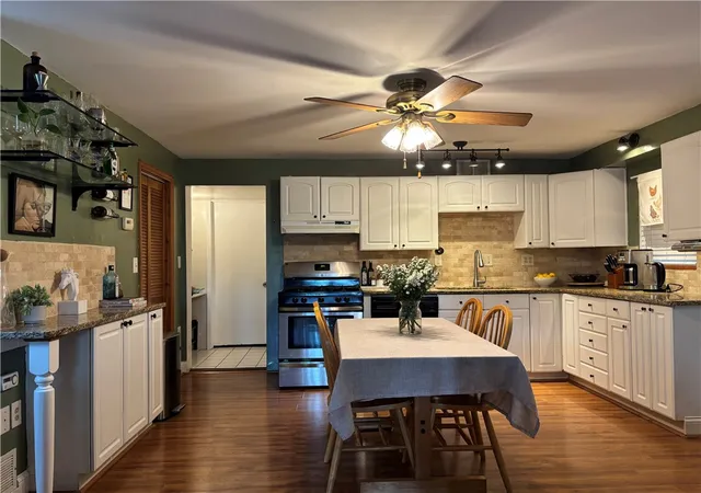 Photo 2 of Single family home for sale at 533 Finley Ave, Scott Twp, PA 15106 | MLS# 1769977 | Listing updated on 2026-09-13
