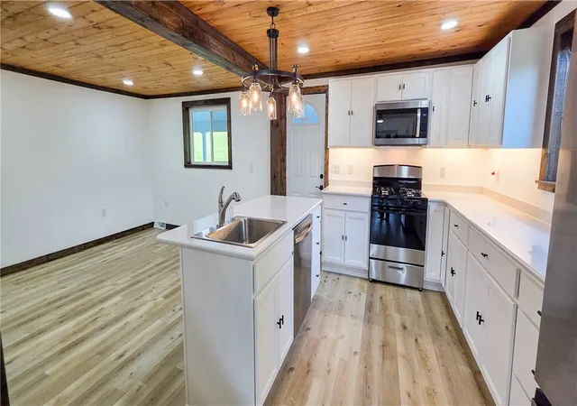 Photo 3 of Single family home for sale at 1628 Smith Twp State Rd, Smith, PA 15021 | MLS# 1769980 | Listing updated on 2026-09-10