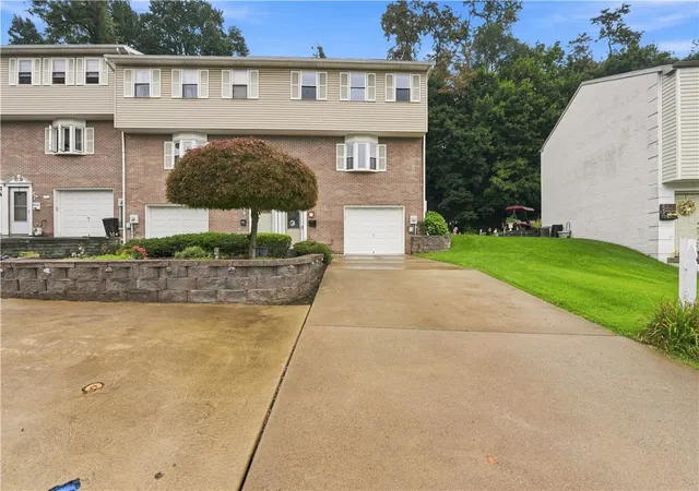 Photo 37 of Single family home for sale at 331 Clavale Dr, N Versailles, PA 15137 | MLS# 1769922 | Listing updated on 2026-10-04
