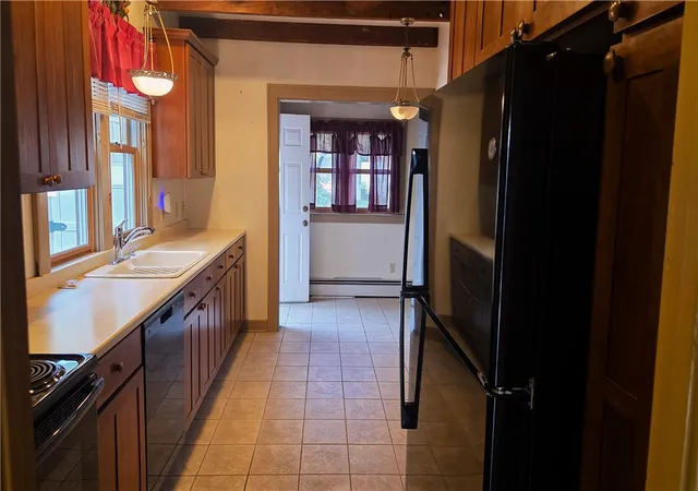 Photo 3 of Single family home for sale at 360 Shirls Ave, City Of Washington, PA 15301 | MLS# 1769600 | Listing updated on 2026-09-19