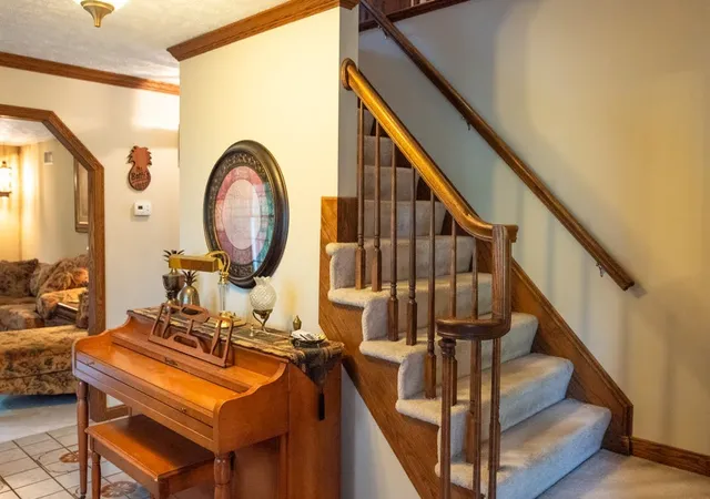 Photo 4 of Single family home for sale at 856 Walnut Dr, Ellwood City, PA 16117 | MLS# 1769975 | Listing updated on 2026-09-05