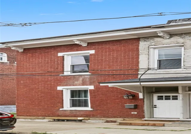 Photo 1 of Single family home for sale at 152 Home St, Lawrenceville, PA 15201 | MLS# 1769047 | Listing updated on 2026-09-10