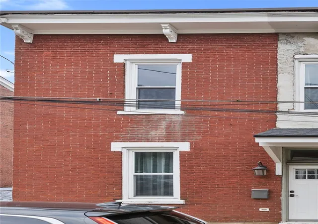 Photo 3 of Single family home for sale at 152 Home St, Lawrenceville, PA 15201 | MLS# 1769047 | Listing updated on 2026-09-10