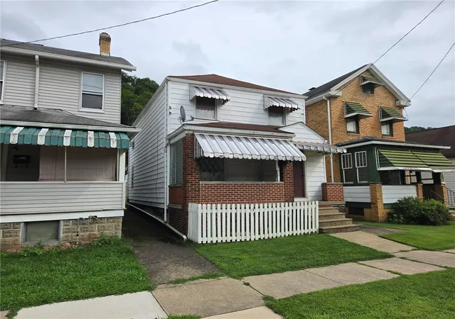 Photo 1 of Single family home for sale at 1308 6th Avenue, Ford City Boro, PA 16226 | MLS# 1769697 | Listing updated on 2026-09-14