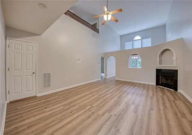 Photo 3 of Townhouse for sale at 2115 Shawnee Dr, South Strabane, PA 15301 | MLS# 1770006 | Listing updated on 2026-09-22