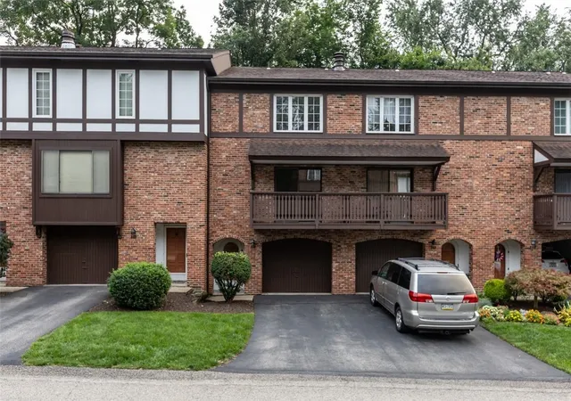 Photo 1 of Condo for sale at 350 Woodbridge Dr, Ross Twp, PA 15237 | MLS# 1769909 | Listing updated on 2026-09-06