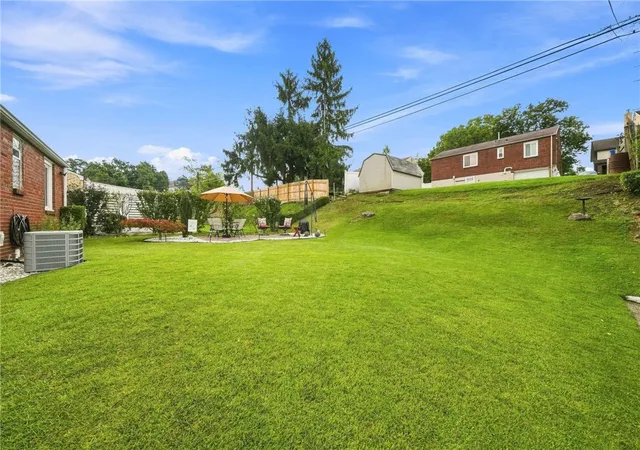 Photo 2 of Single family home for sale at 537 Sunnyland Ave, Overbrook, PA 15227 | MLS# 1770026 | Listing updated on 2026-09-03