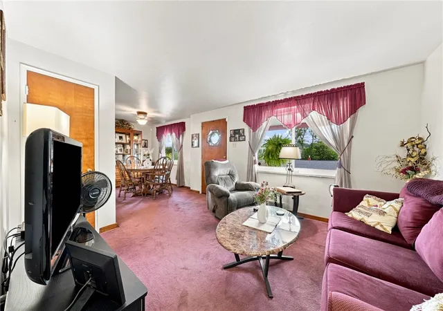 Photo 3 of Single family home for sale at 537 Sunnyland Ave, Overbrook, PA 15227 | MLS# 1770026 | Listing updated on 2026-10-01