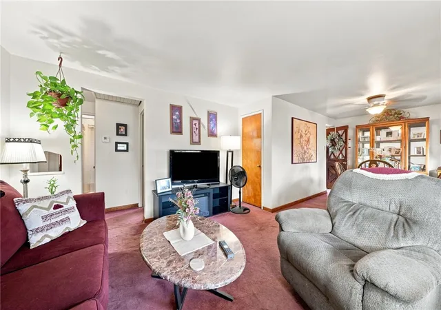 Photo 4 of Single family home for sale at 537 Sunnyland Ave, Overbrook, PA 15227 | MLS# 1770026 | Listing updated on 2026-10-01