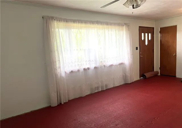 Photo 4 of Single family home for sale at 297 Ewings Ml Rd, Robinson Twp, PA 15108 | MLS# 1770027 | Listing updated on 2026-09-14