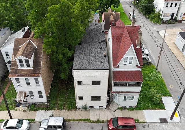 Photo 1 of Single family home for sale at 2925 Shadeland Ave, Marshall Shadeland, PA 15212 | MLS# 1770069 | Listing updated on 2026-09-09