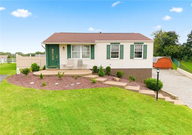 Photo 1 of Single family home for sale at 1402 Ivywood Dr, Shaler, PA 15101 | MLS# 1770077 | Listing updated on 2026-09-13