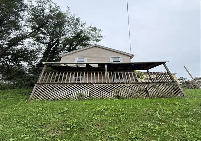 Photo 1 of Single family home for sale at 2 Bell Ave, City Of Washington, PA 15301 | MLS# 1770097 | Listing updated on 2026-09-14