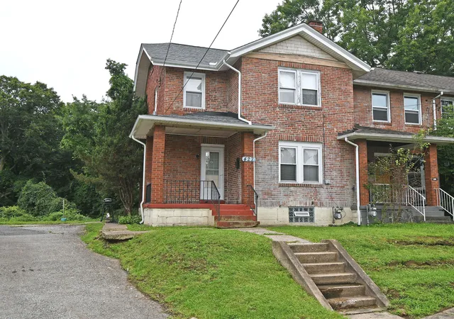 Photo 1 of Sale Pending at 427 Ohio Ave, Clairton, PA 15025 | MLS# 1770102 | Listing updated on 2026-09-14