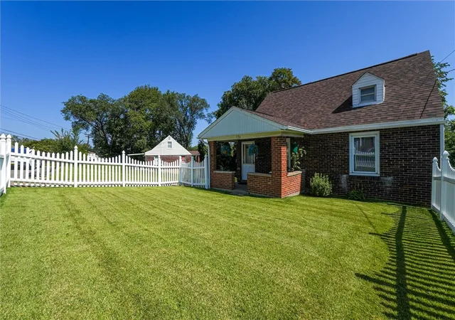 Photo 2 of Single family home for sale at 156 Central Ave, N Versailles, PA 15137 | MLS# 1770105 | Listing updated on 2026-09-24