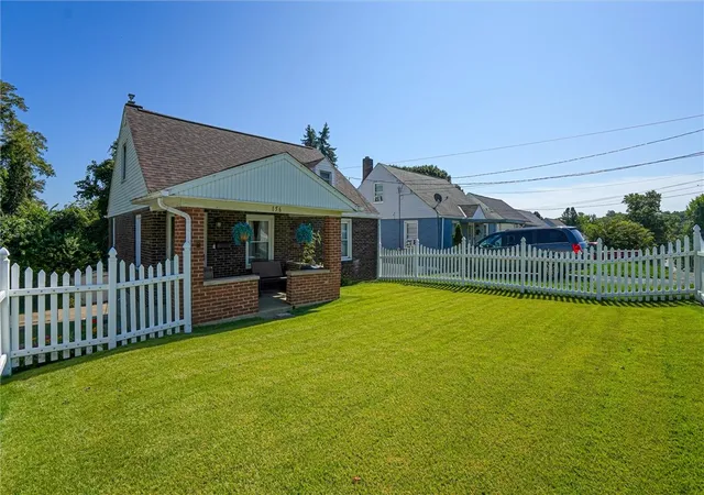 Photo 3 of Single family home for sale at 156 Central Ave, N Versailles, PA 15137 | MLS# 1770105 | Listing updated on 2026-09-24