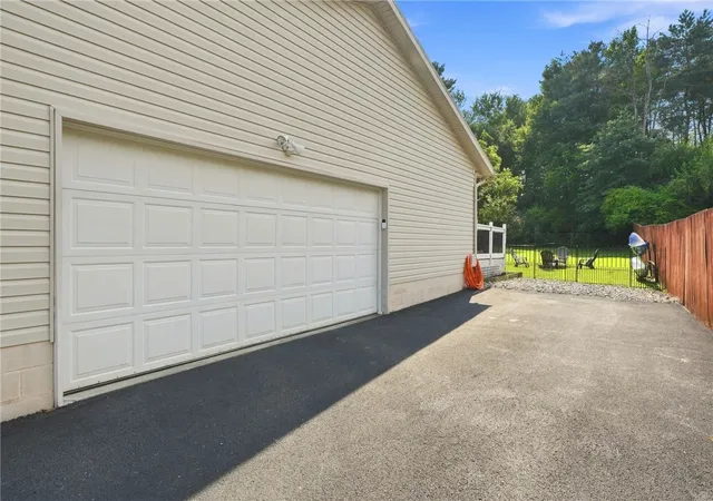 Photo 3 of Single family home for sale at 397 Lincoln Ave, Mars Boro, PA 16046 | MLS# 1770088 | Listing updated on 2026-10-03